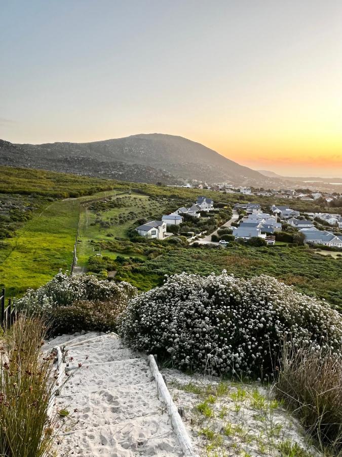 No2 Merlot Cape Town Bagian luar foto