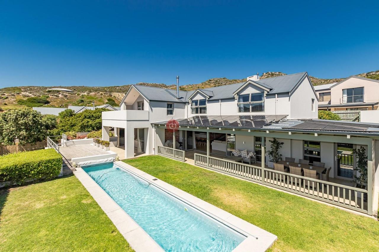 No2 Merlot Cape Town Bagian luar foto